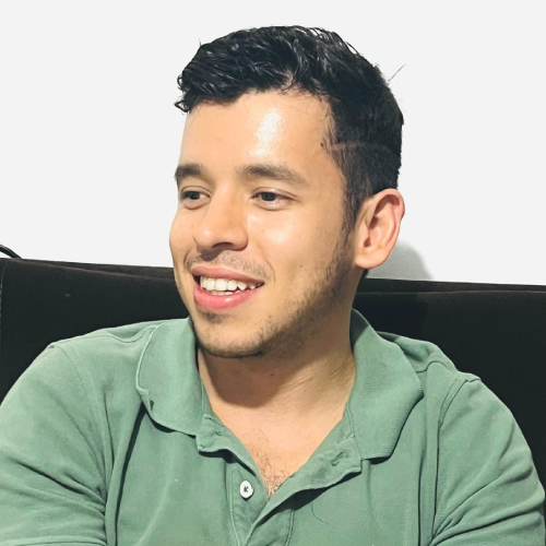 Santiago López